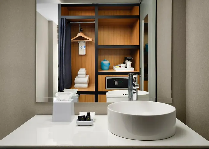 Aloft By Marriott Downtown River North Chicago