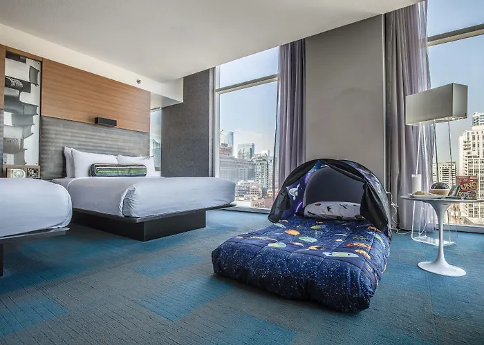 Aloft By Marriott Downtown River North 3*