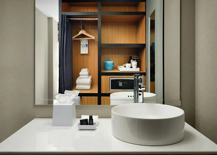 Hotel Aloft By Marriott Downtown River North 3*