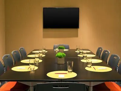 Aloft By Marriott Downtown River North Hotel 3*